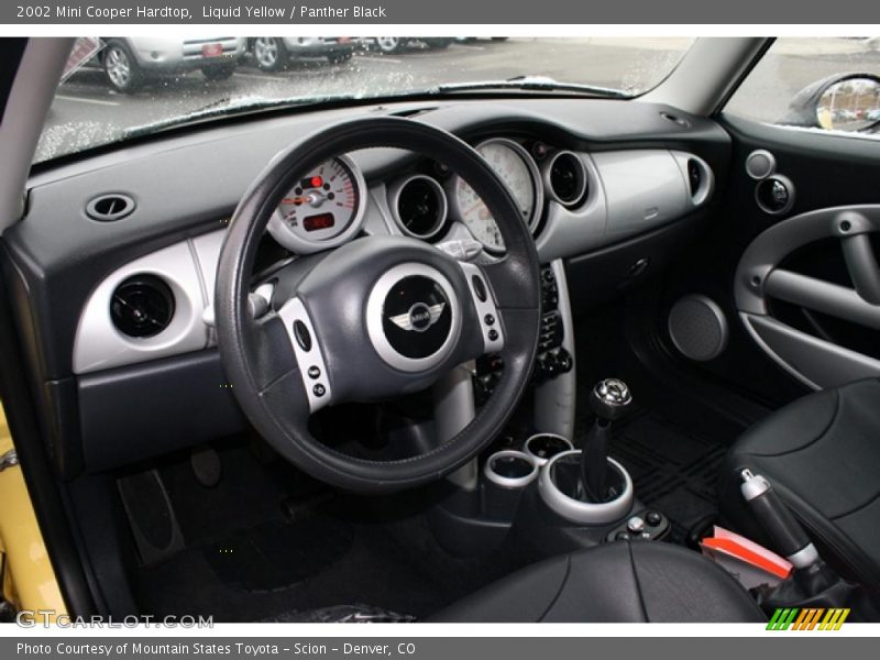 Liquid Yellow / Panther Black 2002 Mini Cooper Hardtop