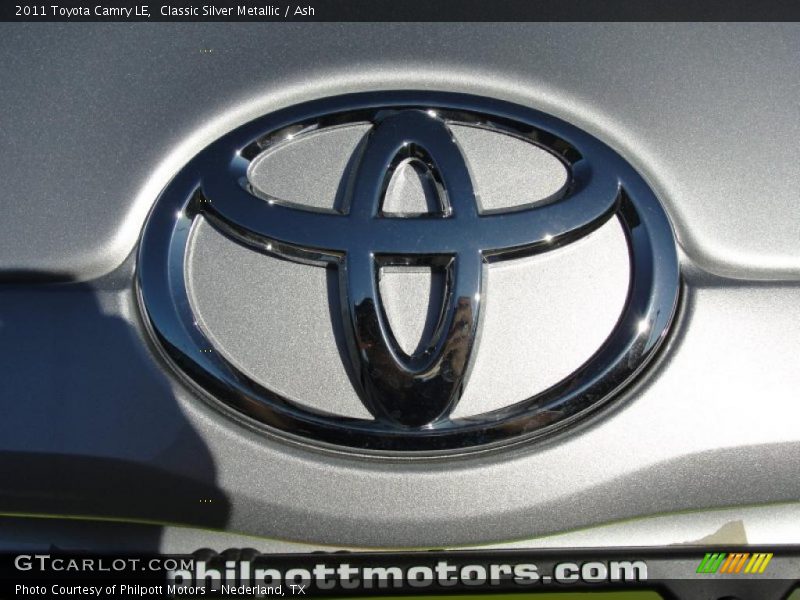 Classic Silver Metallic / Ash 2011 Toyota Camry LE