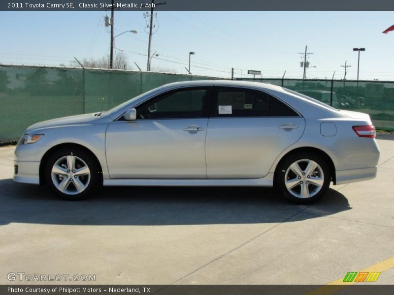 Classic Silver Metallic / Ash 2011 Toyota Camry SE