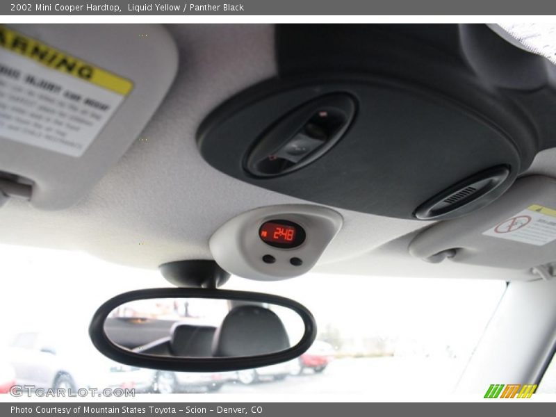 Liquid Yellow / Panther Black 2002 Mini Cooper Hardtop
