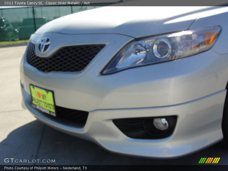 Classic Silver Metallic / Ash 2011 Toyota Camry SE