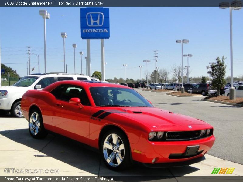 TorRed / Dark Slate Gray 2009 Dodge Challenger R/T