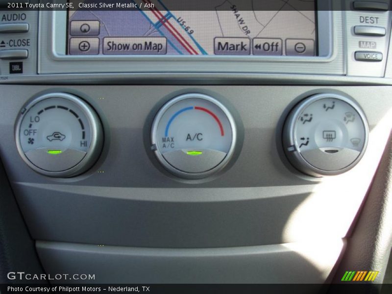 Classic Silver Metallic / Ash 2011 Toyota Camry SE