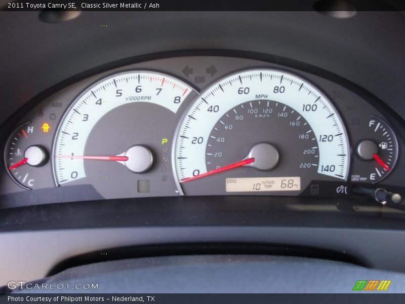 Classic Silver Metallic / Ash 2011 Toyota Camry SE