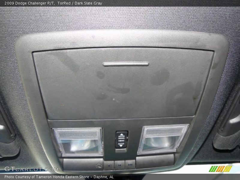TorRed / Dark Slate Gray 2009 Dodge Challenger R/T