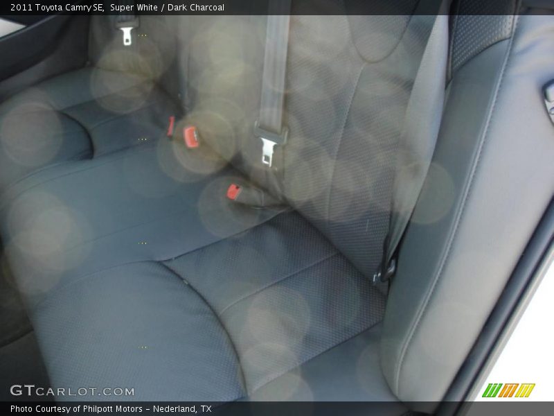 Super White / Dark Charcoal 2011 Toyota Camry SE