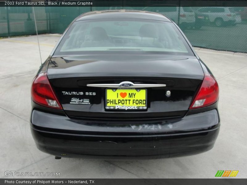 Black / Medium Graphite 2003 Ford Taurus SES