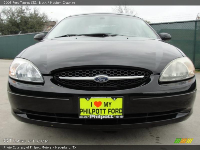 Black / Medium Graphite 2003 Ford Taurus SES
