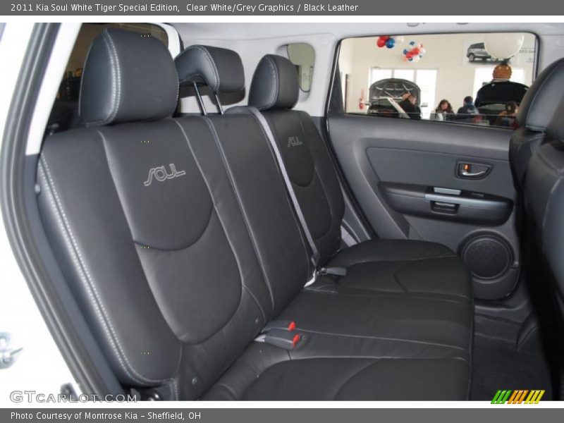 Clear White/Grey Graphics / Black Leather 2011 Kia Soul White Tiger Special Edition