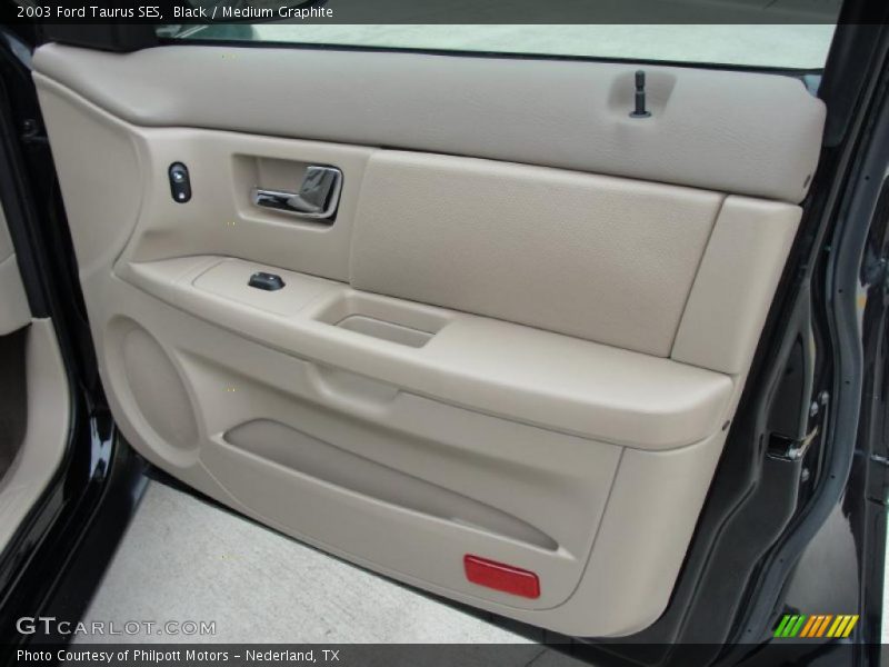 Black / Medium Graphite 2003 Ford Taurus SES