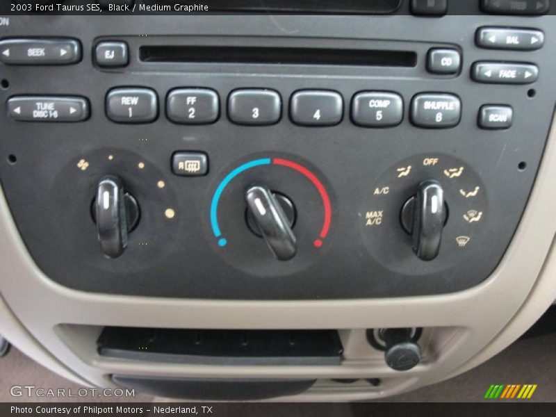Black / Medium Graphite 2003 Ford Taurus SES