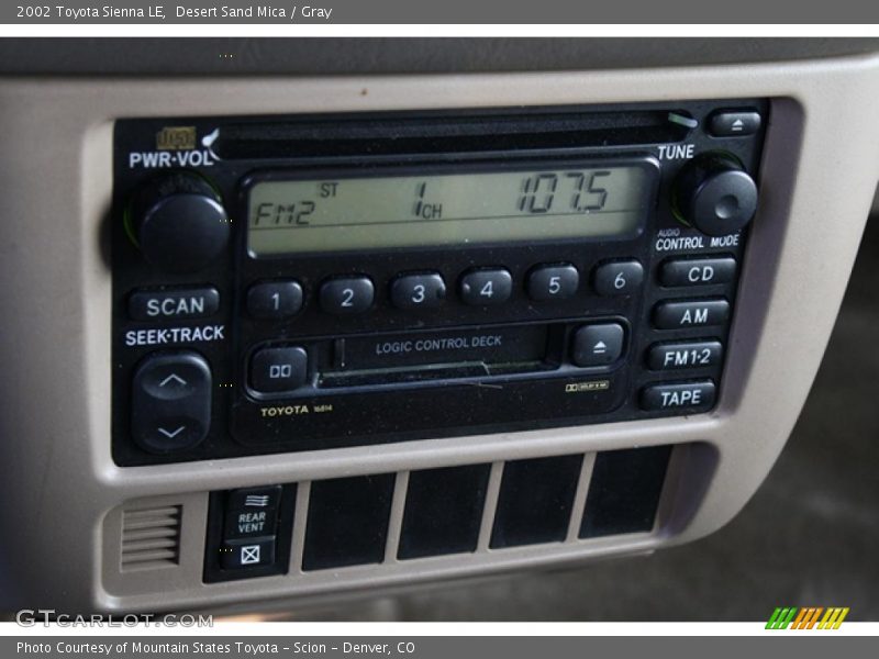 Desert Sand Mica / Gray 2002 Toyota Sienna LE