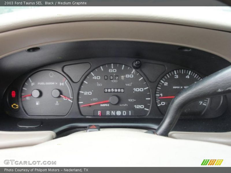 Black / Medium Graphite 2003 Ford Taurus SES