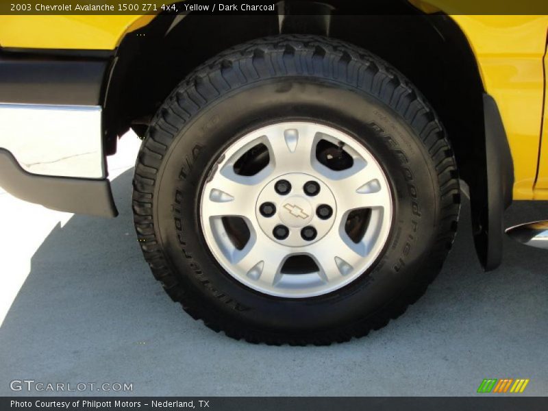 Yellow / Dark Charcoal 2003 Chevrolet Avalanche 1500 Z71 4x4