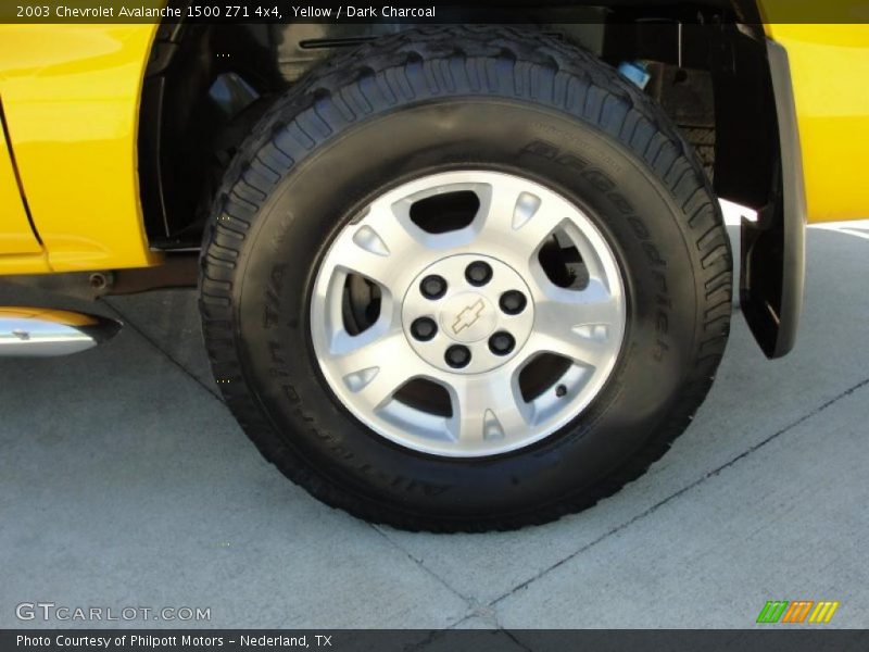 Yellow / Dark Charcoal 2003 Chevrolet Avalanche 1500 Z71 4x4