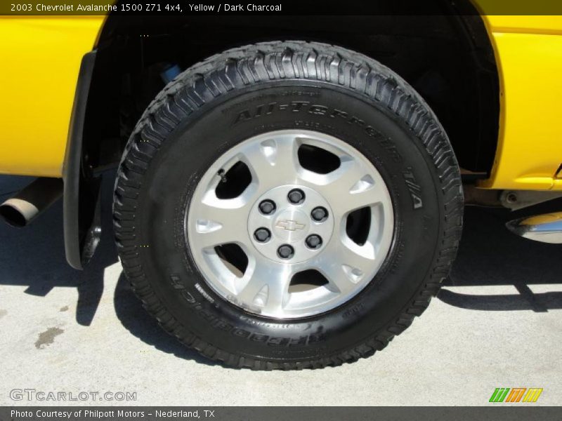 Yellow / Dark Charcoal 2003 Chevrolet Avalanche 1500 Z71 4x4