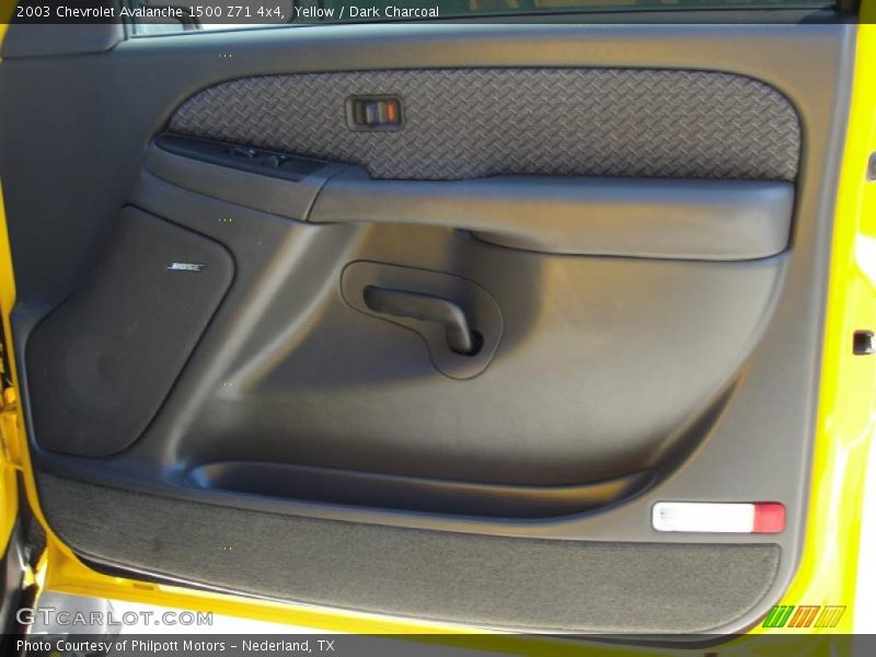 Yellow / Dark Charcoal 2003 Chevrolet Avalanche 1500 Z71 4x4