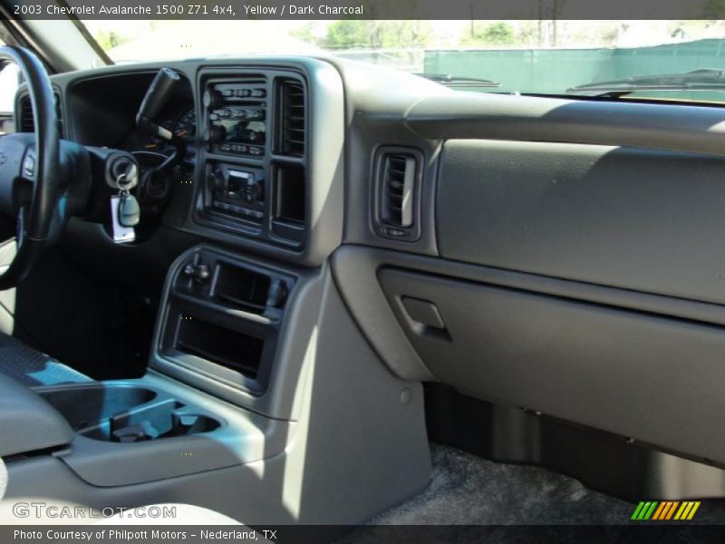 Yellow / Dark Charcoal 2003 Chevrolet Avalanche 1500 Z71 4x4