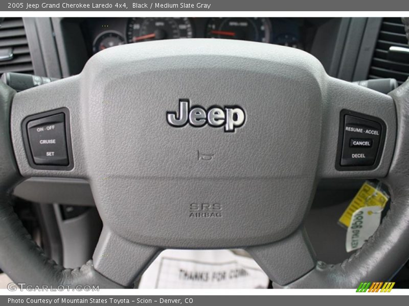 Black / Medium Slate Gray 2005 Jeep Grand Cherokee Laredo 4x4