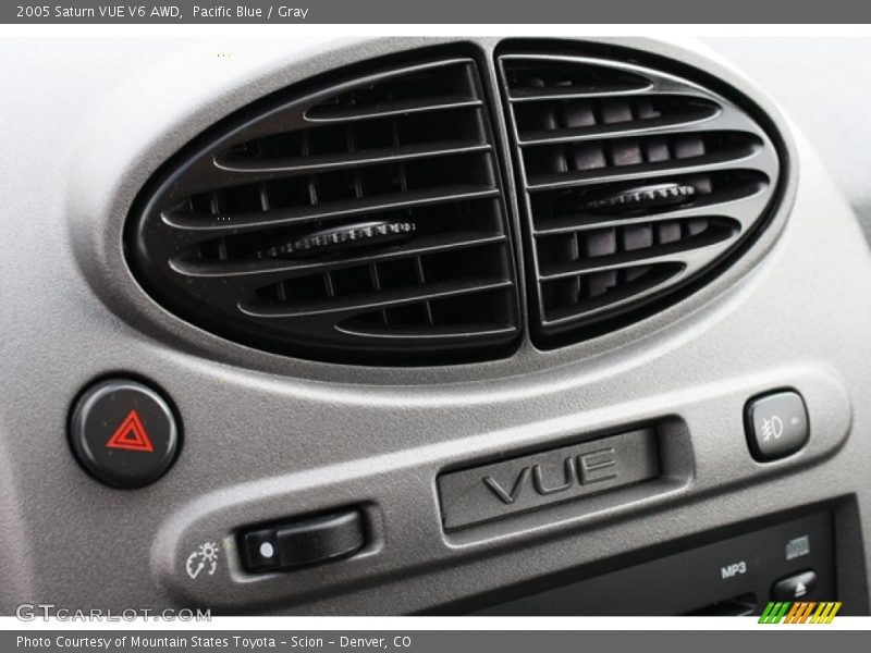 Pacific Blue / Gray 2005 Saturn VUE V6 AWD