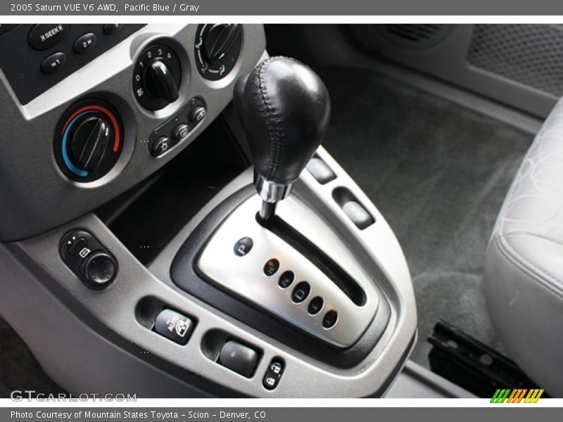 Pacific Blue / Gray 2005 Saturn VUE V6 AWD