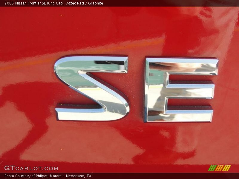  2005 Frontier SE King Cab Logo