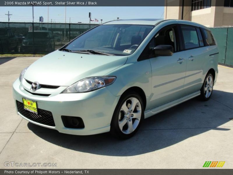 Front 3/4 View of 2006 MAZDA5 Sport