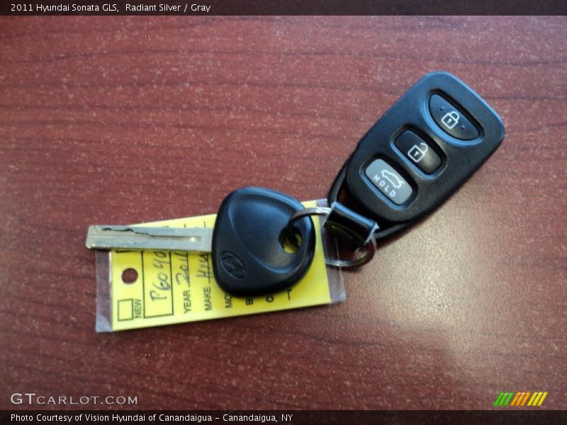 Radiant Silver / Gray 2011 Hyundai Sonata GLS