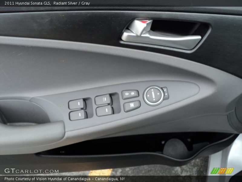 Radiant Silver / Gray 2011 Hyundai Sonata GLS