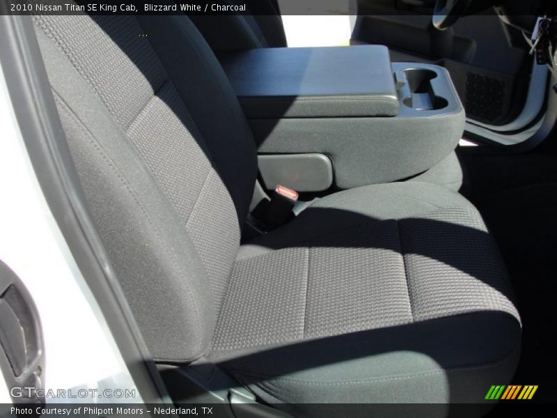 Blizzard White / Charcoal 2010 Nissan Titan SE King Cab