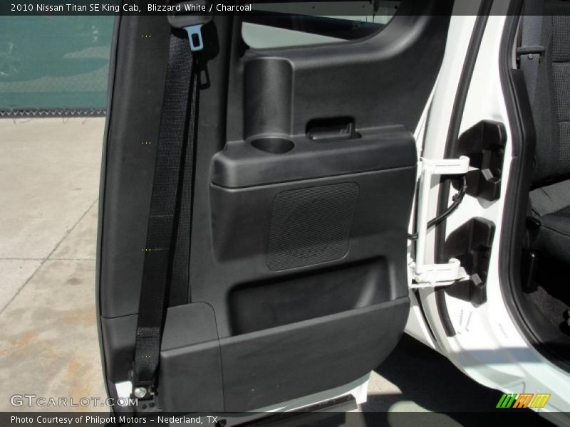 Blizzard White / Charcoal 2010 Nissan Titan SE King Cab