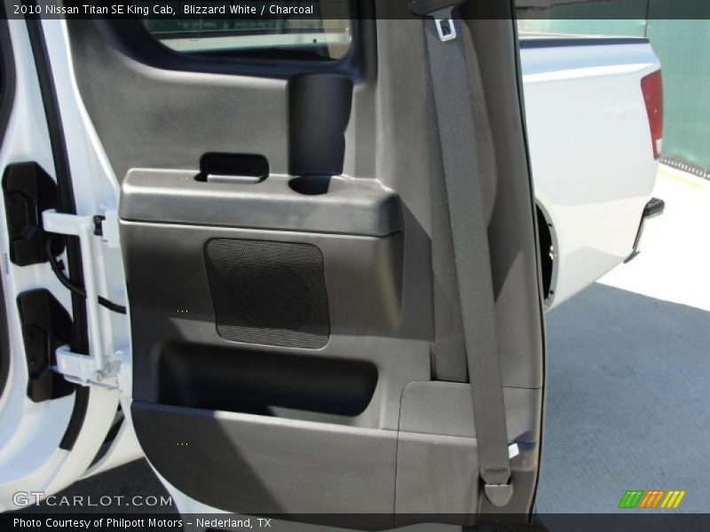 Blizzard White / Charcoal 2010 Nissan Titan SE King Cab