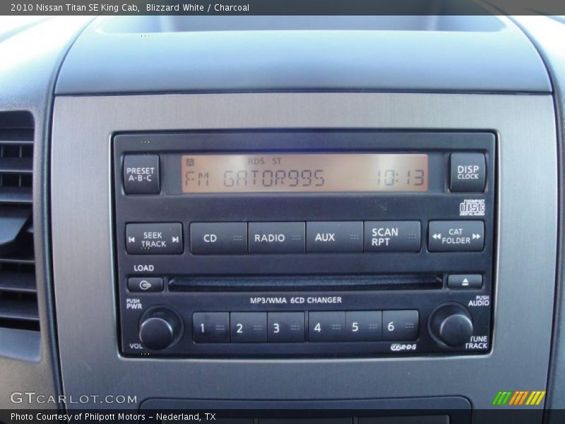 Controls of 2010 Titan SE King Cab