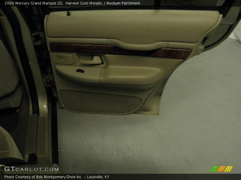 Harvest Gold Metallic / Medium Parchment 2000 Mercury Grand Marquis GS