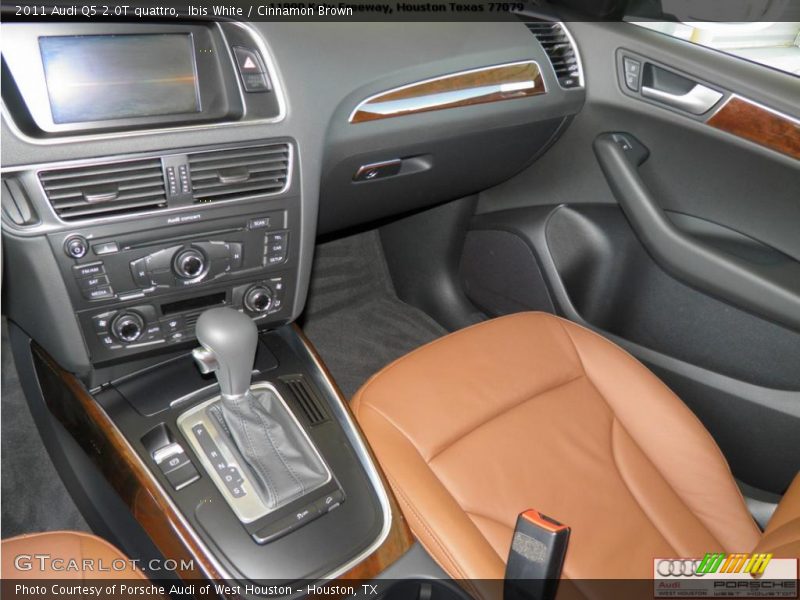Ibis White / Cinnamon Brown 2011 Audi Q5 2.0T quattro