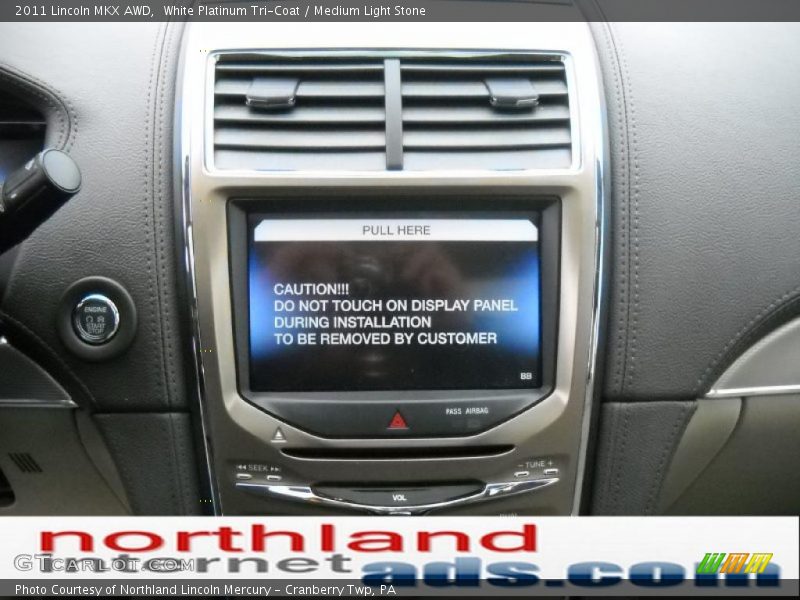 White Platinum Tri-Coat / Medium Light Stone 2011 Lincoln MKX AWD