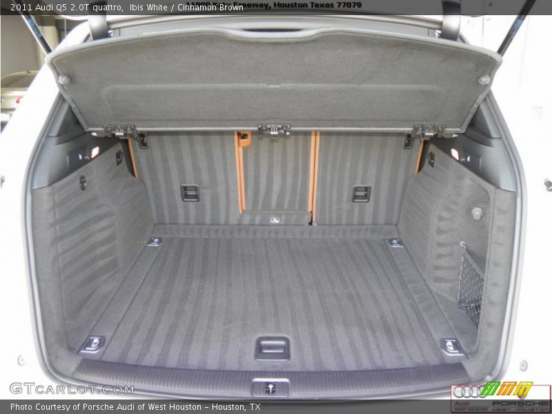 Ibis White / Cinnamon Brown 2011 Audi Q5 2.0T quattro