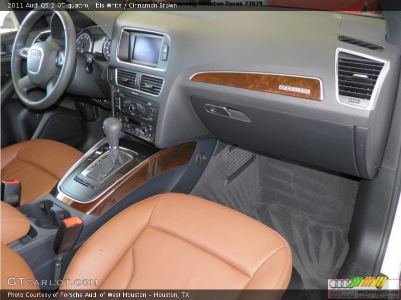 Ibis White / Cinnamon Brown 2011 Audi Q5 2.0T quattro