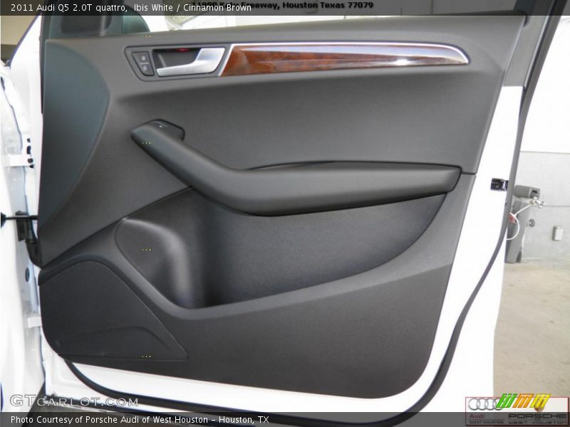 Ibis White / Cinnamon Brown 2011 Audi Q5 2.0T quattro