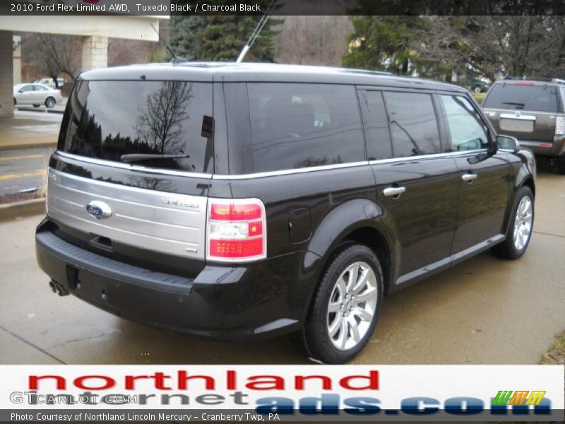 Tuxedo Black / Charcoal Black 2010 Ford Flex Limited AWD