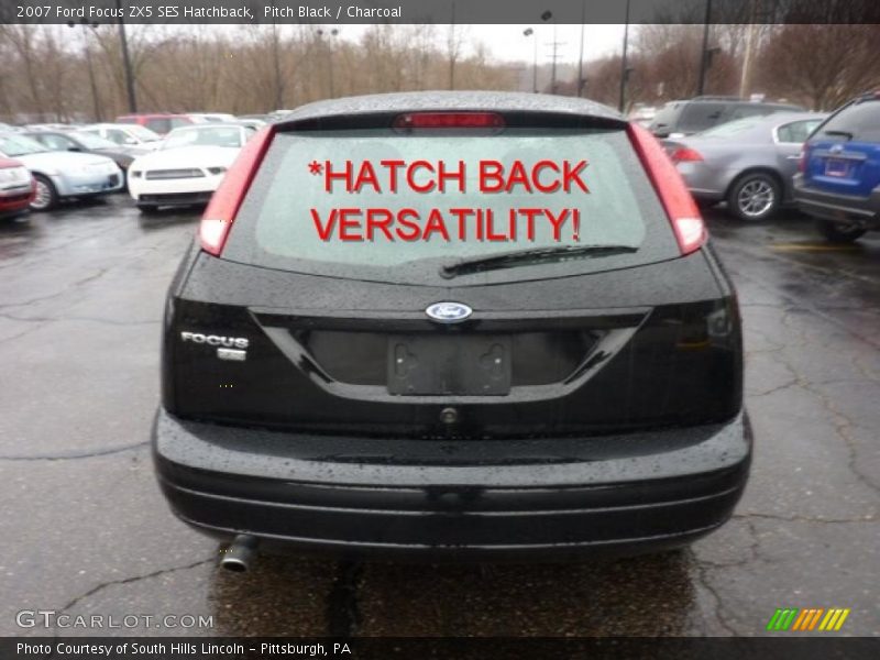 Pitch Black / Charcoal 2007 Ford Focus ZX5 SES Hatchback