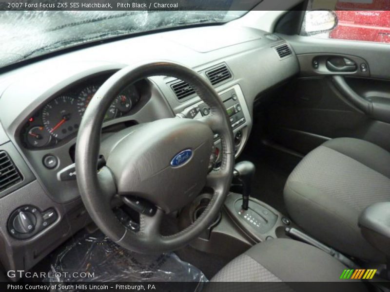 Pitch Black / Charcoal 2007 Ford Focus ZX5 SES Hatchback