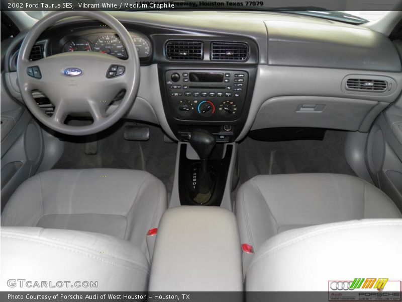 Vibrant White / Medium Graphite 2002 Ford Taurus SES
