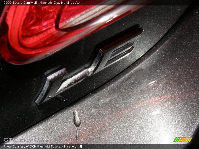 Magnetic Gray Metallic / Ash 2009 Toyota Camry LE