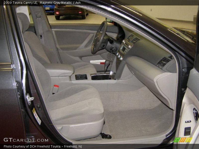 Magnetic Gray Metallic / Ash 2009 Toyota Camry LE