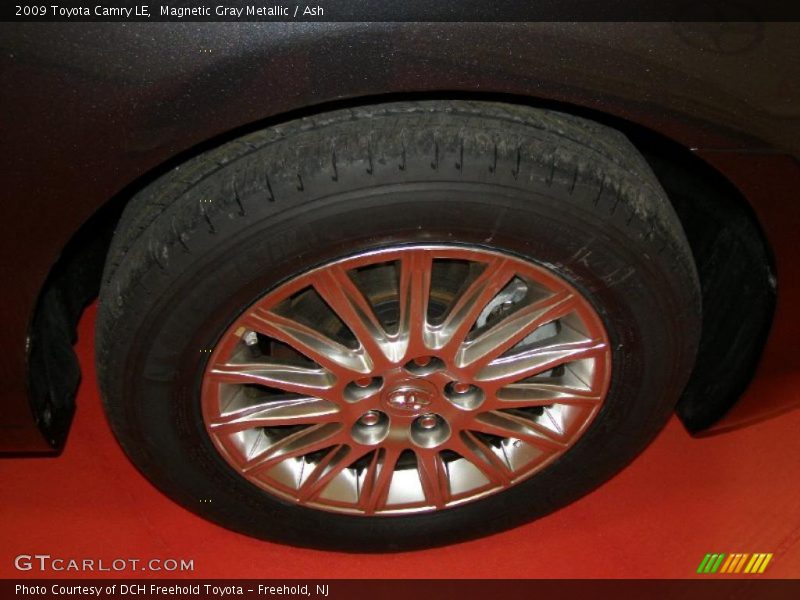 Magnetic Gray Metallic / Ash 2009 Toyota Camry LE