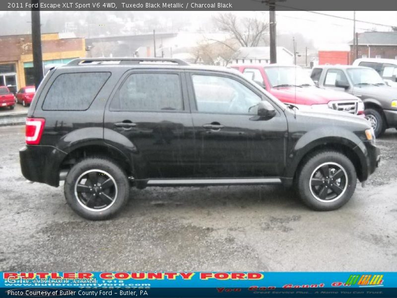 Tuxedo Black Metallic / Charcoal Black 2011 Ford Escape XLT Sport V6 4WD