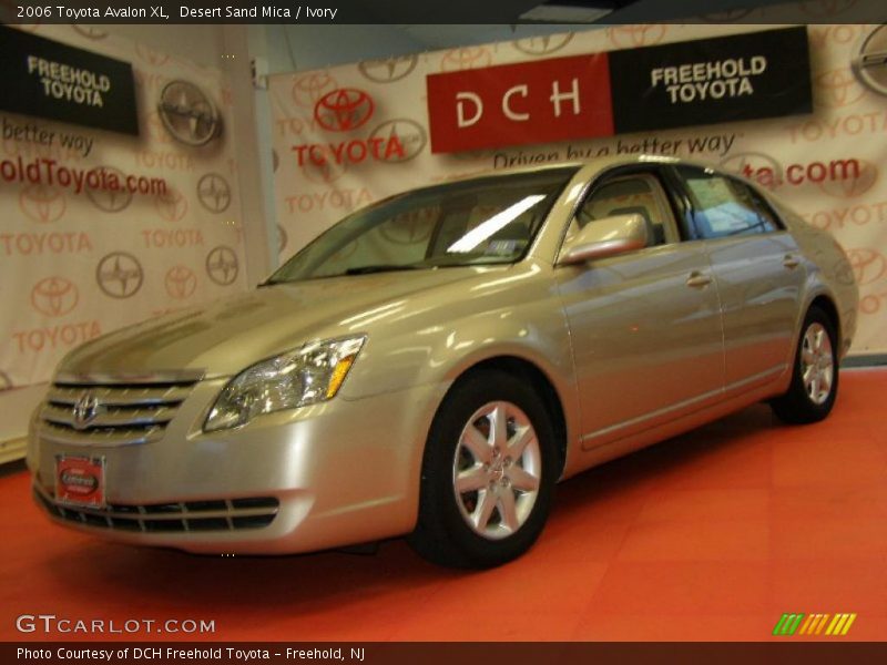 Desert Sand Mica / Ivory 2006 Toyota Avalon XL