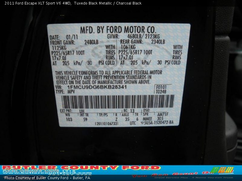 Tuxedo Black Metallic / Charcoal Black 2011 Ford Escape XLT Sport V6 4WD