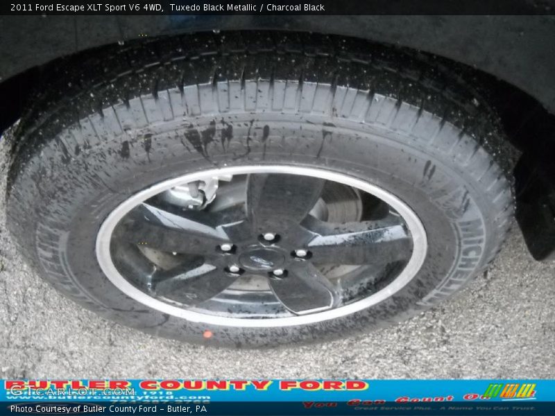 Tuxedo Black Metallic / Charcoal Black 2011 Ford Escape XLT Sport V6 4WD